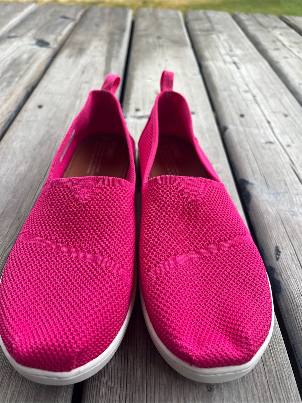 Tom’s Slip-On Knit Sneakers in Hot Pink